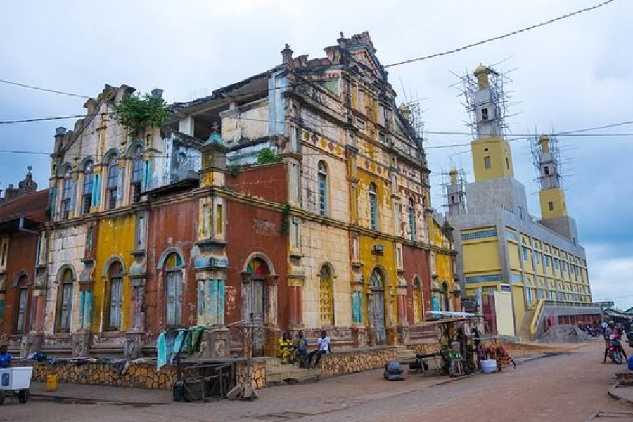 Benin-West-Africa-Porto-Novo-the-new-and-old-mosque
