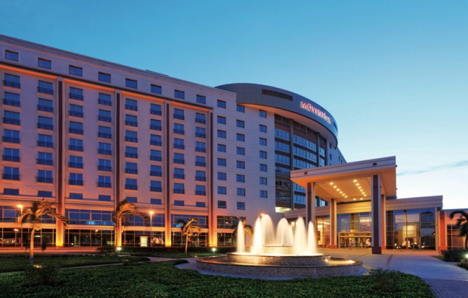 Mövenpick Ambassador Hotel